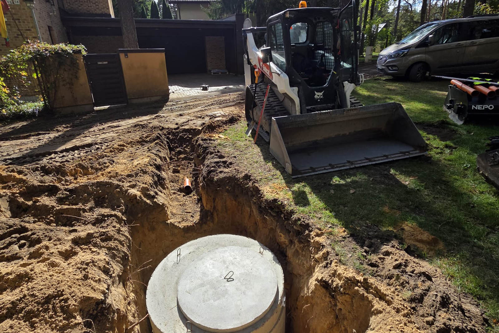 Inžinerinių tinklų įrengimo kasimo darbai-09Z