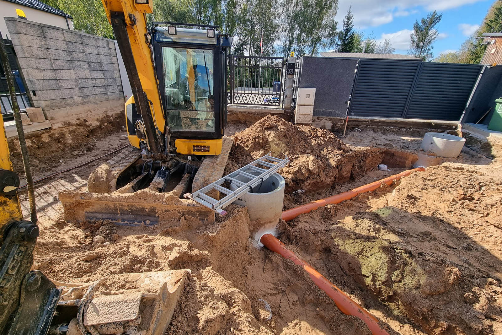 Inžinerinių tinklų įrengimo kasimo darbai-15Z