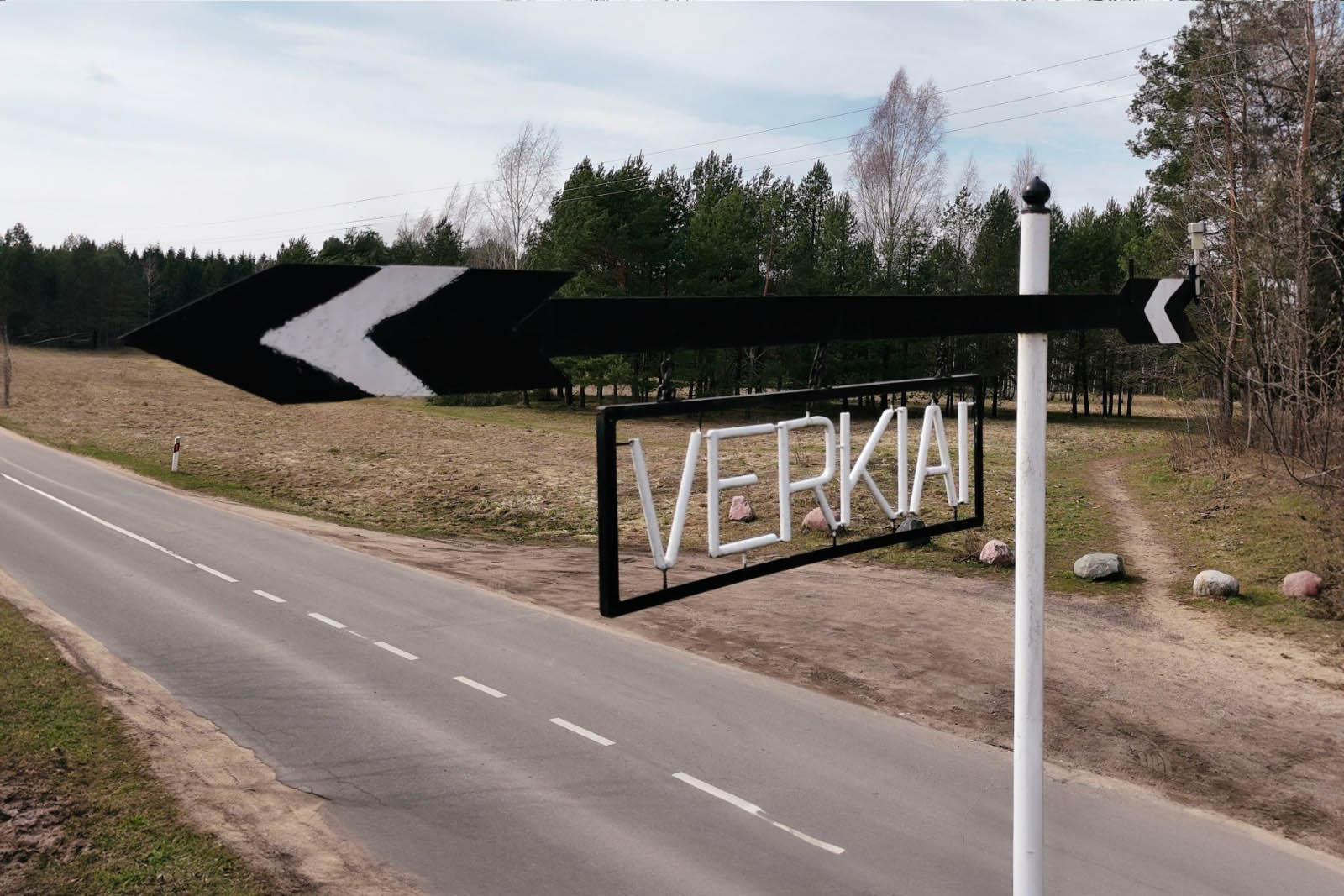 Kvartalų, gatvių ir aikštelių apšvietimo įrengimas-003z