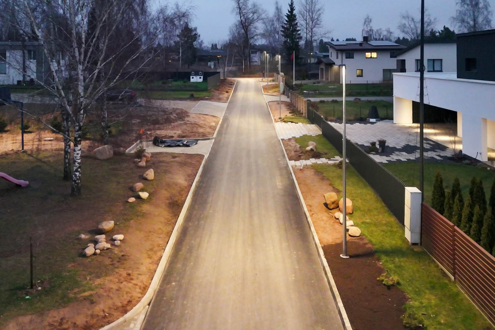 Kvartalų, gatvių ir aikštelių apšvietimo įrengimas-026z