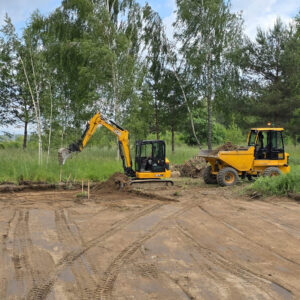 Žemės kasimas pagrindų įrengimui-008z https://neposervisas.lt/wp-content/uploads/2026/02/Zemes-kasimas-pagrindu-irengimui-008z-300x300.jpg